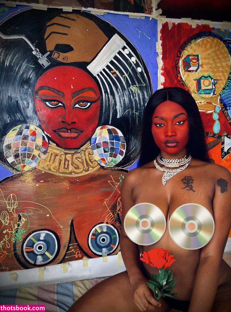 Ayevera2405 Photo #17