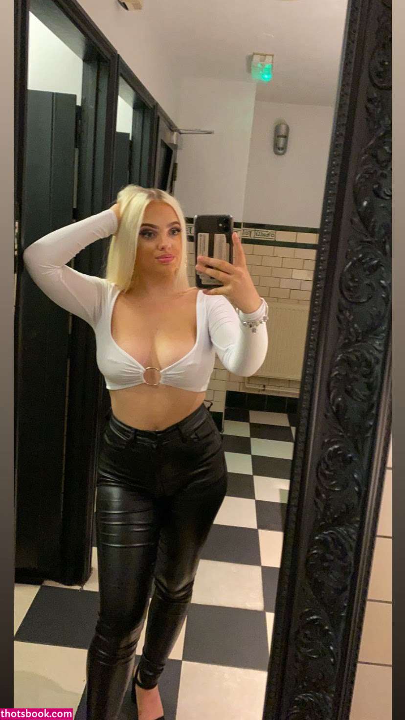 Brooke Lee Photo #13