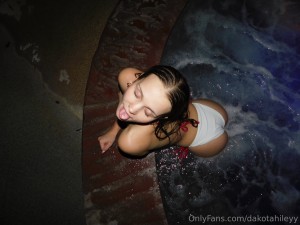 Kylie Starr Photo #11