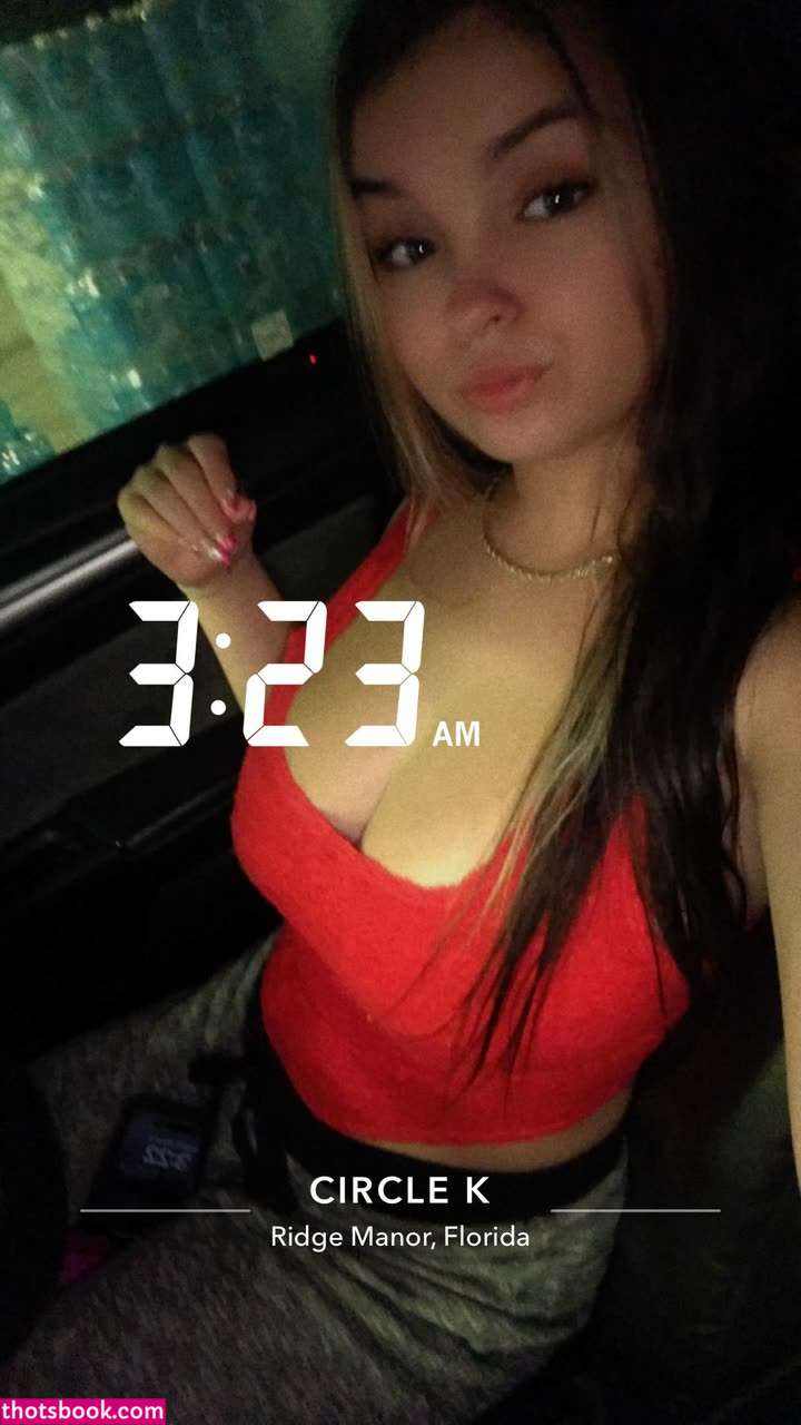 Llexistonee Photo #20