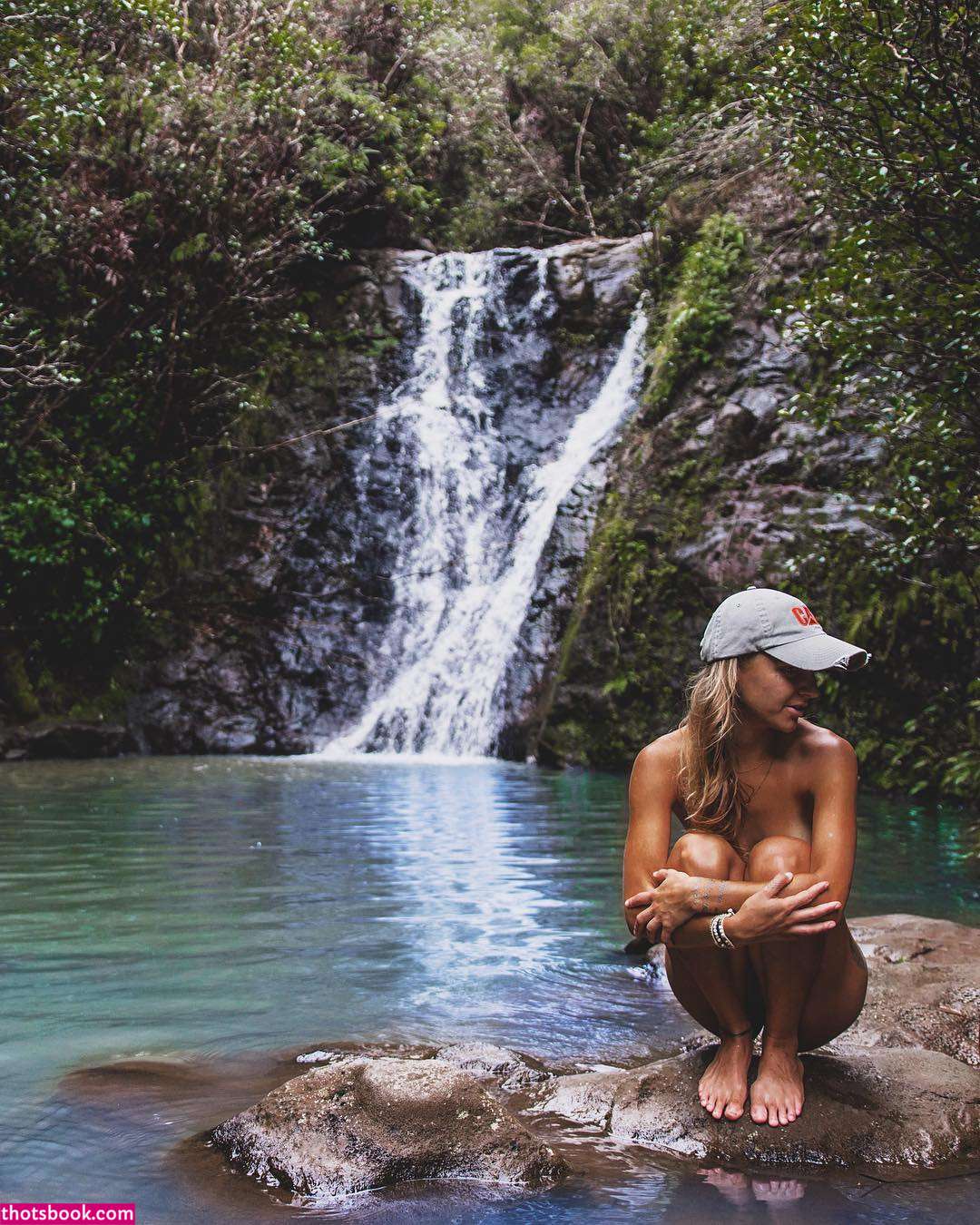 Stella Light Photo #23