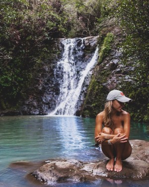 Stella Light Photo #23