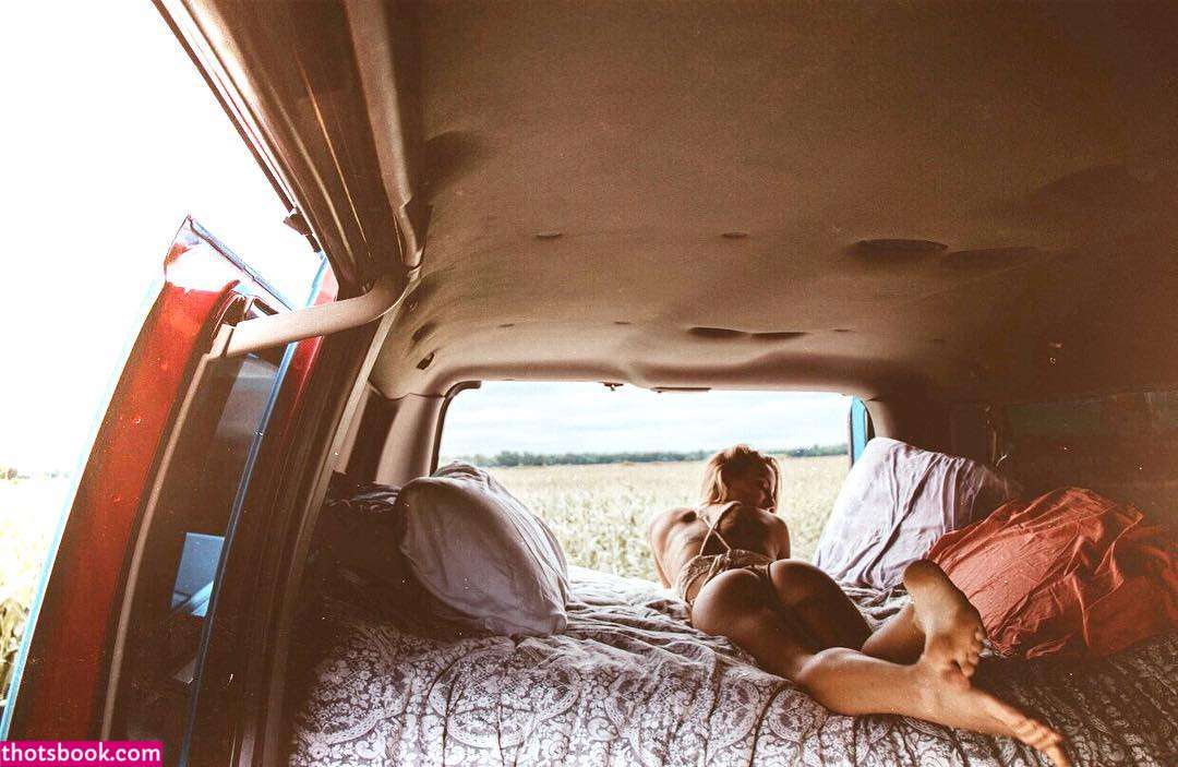 Stella Light Photo #35