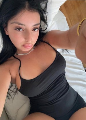 Lara Braile Photo #37