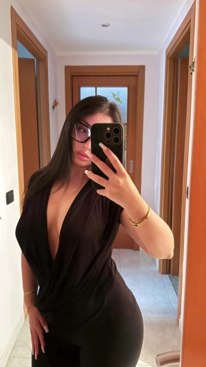 Lara Braile Photo #38