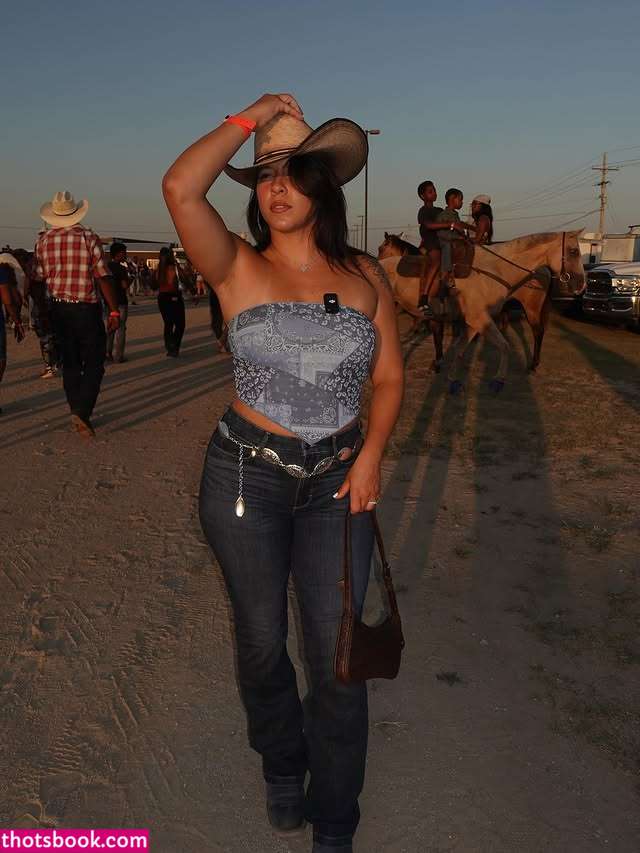 Maleni Cruz Photo #5