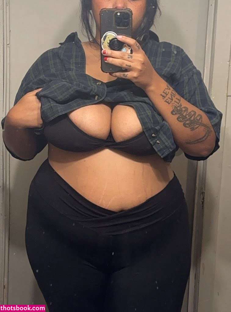 n1ghtmaiden Photo #4