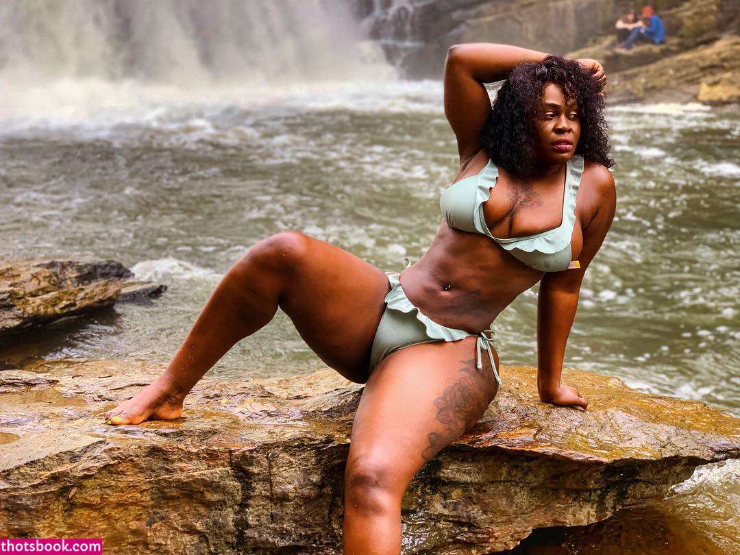 Rosalia Emil Photo #28