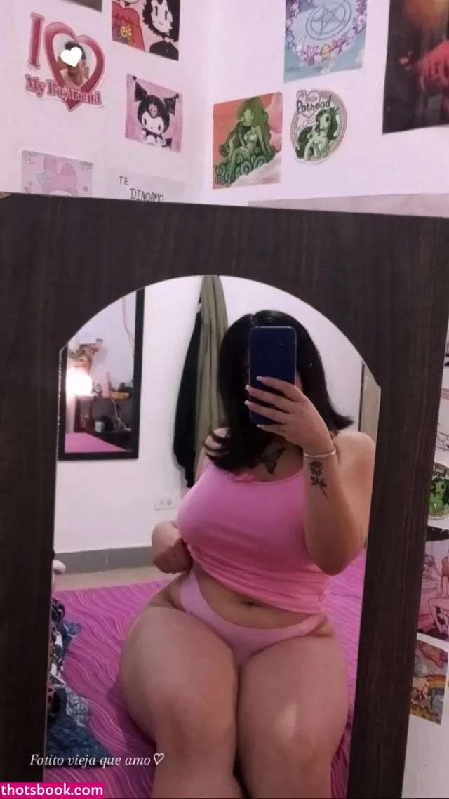 Elizabeth Nazariego Photo #33