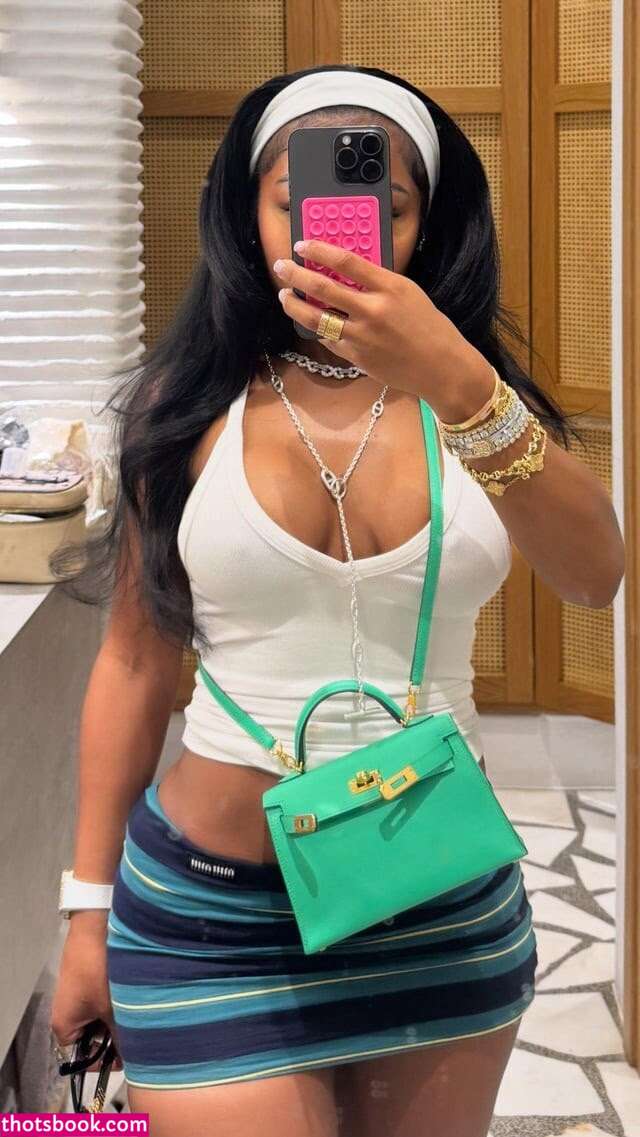 Jayda Wayda Photo #43