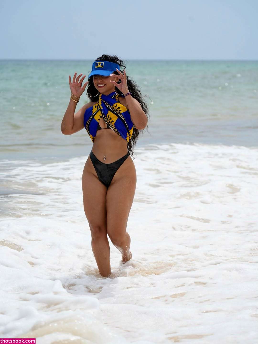 Robin Roxette Photo #5