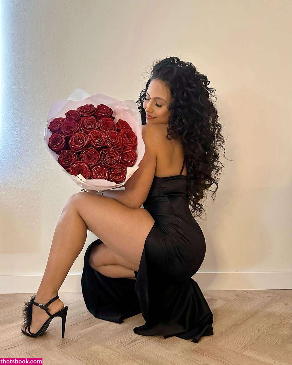 Robin Roxette Photo #13