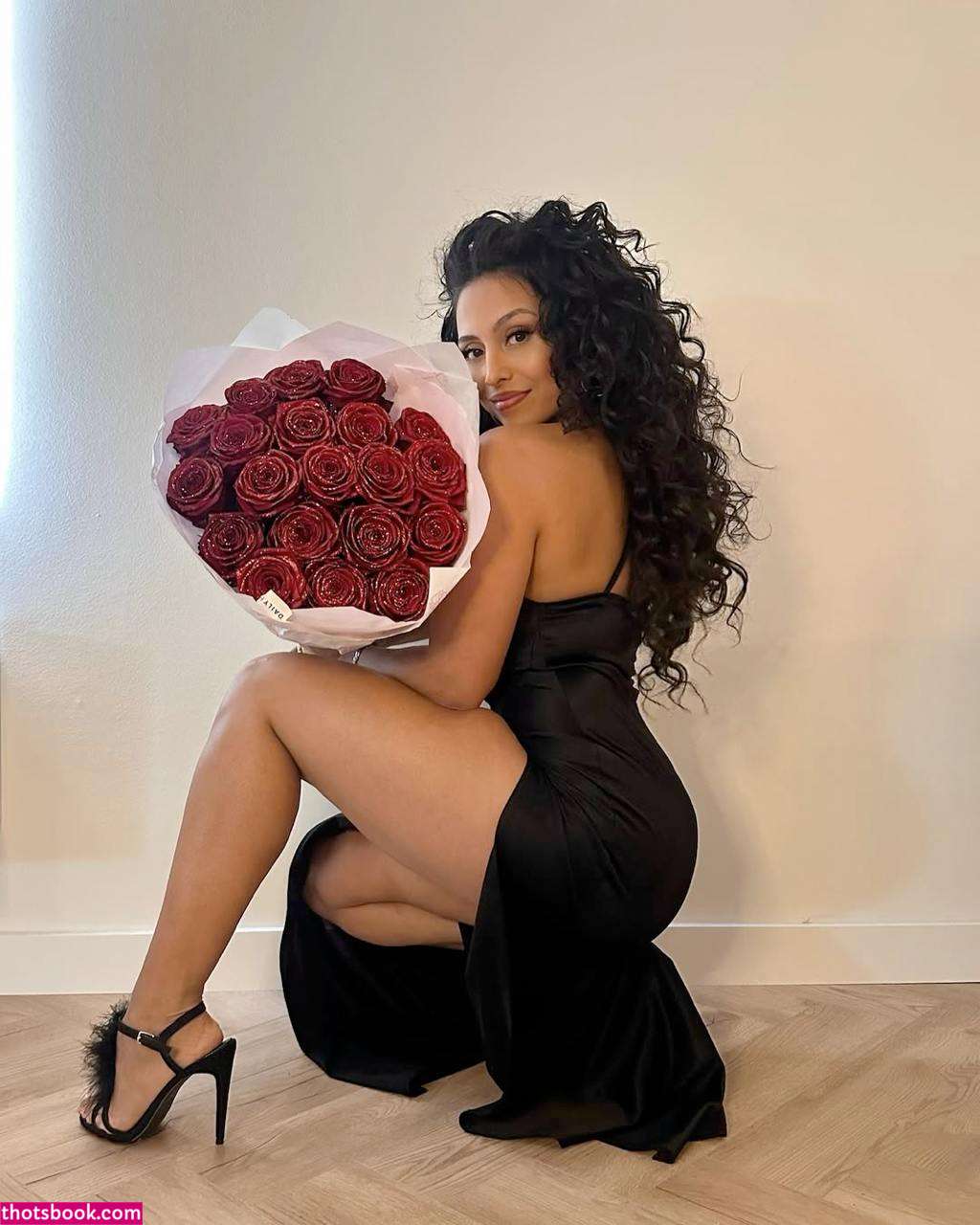 Robin Roxette Photo #15