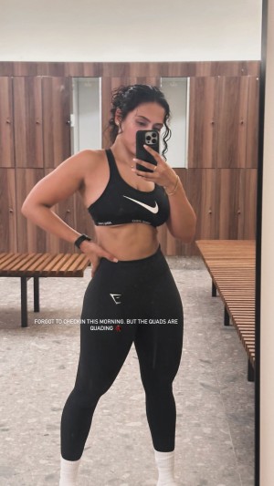 Robin Roxette Photo #11