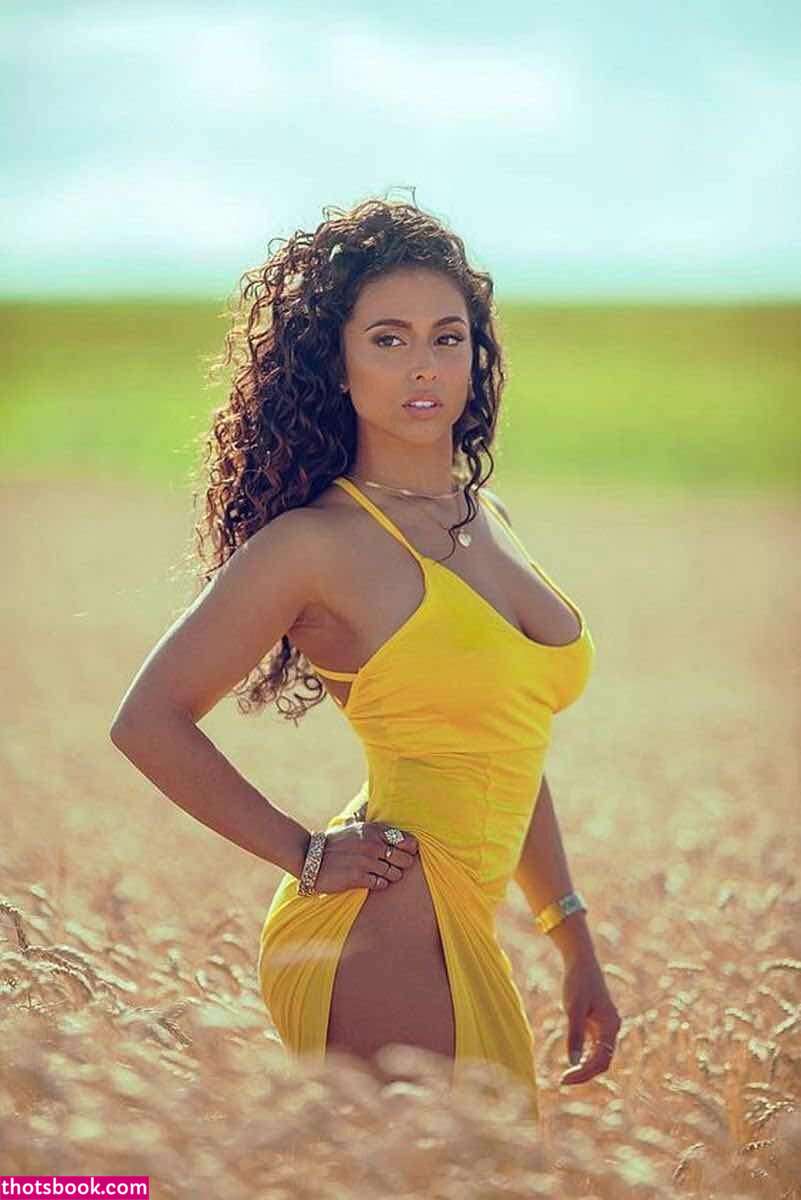 Robin Roxette Photo #22