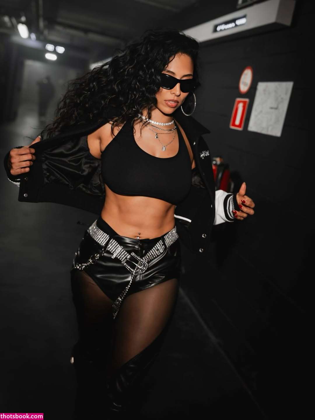 Robin Roxette Photo #26