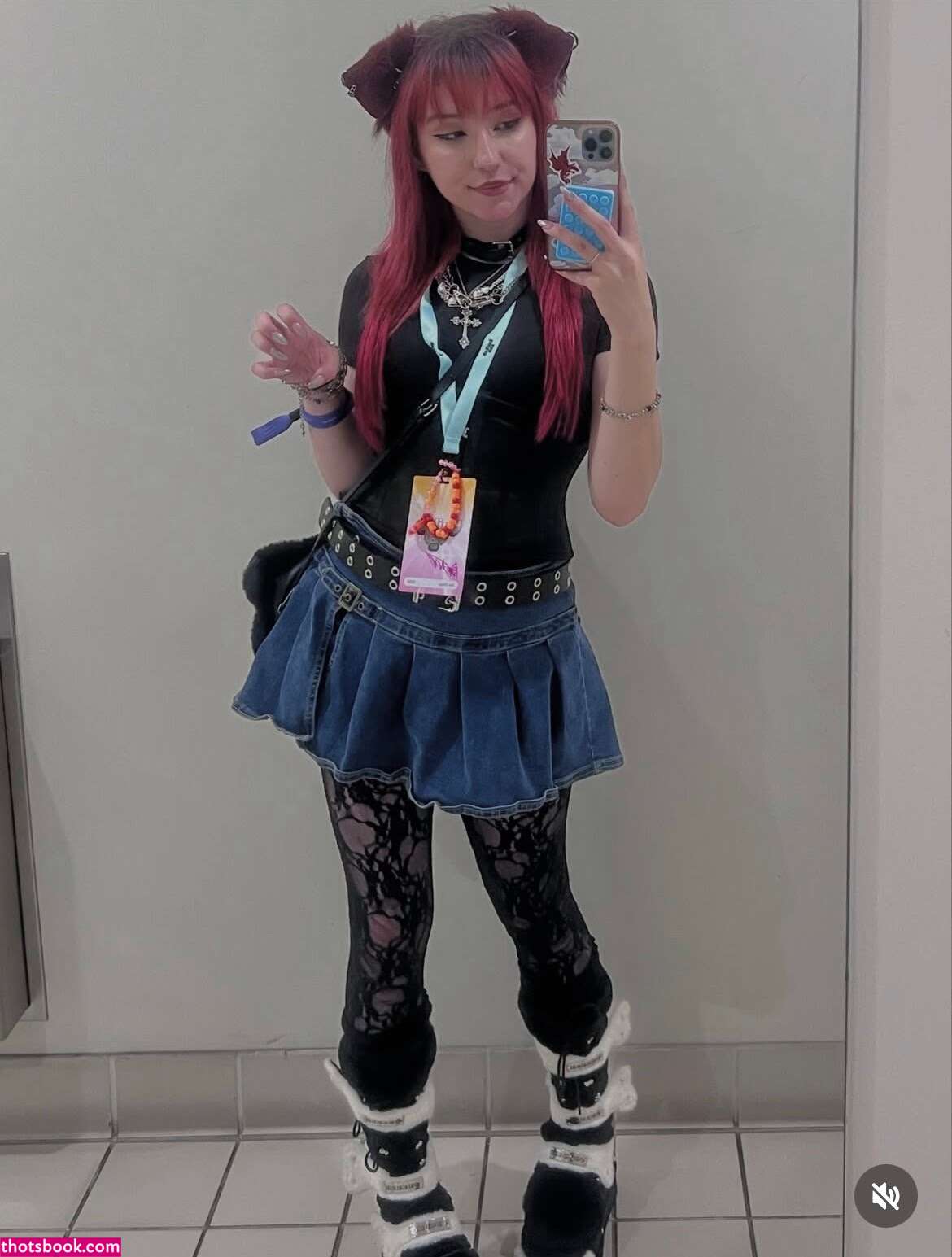 Moronic Mouse Photo #7