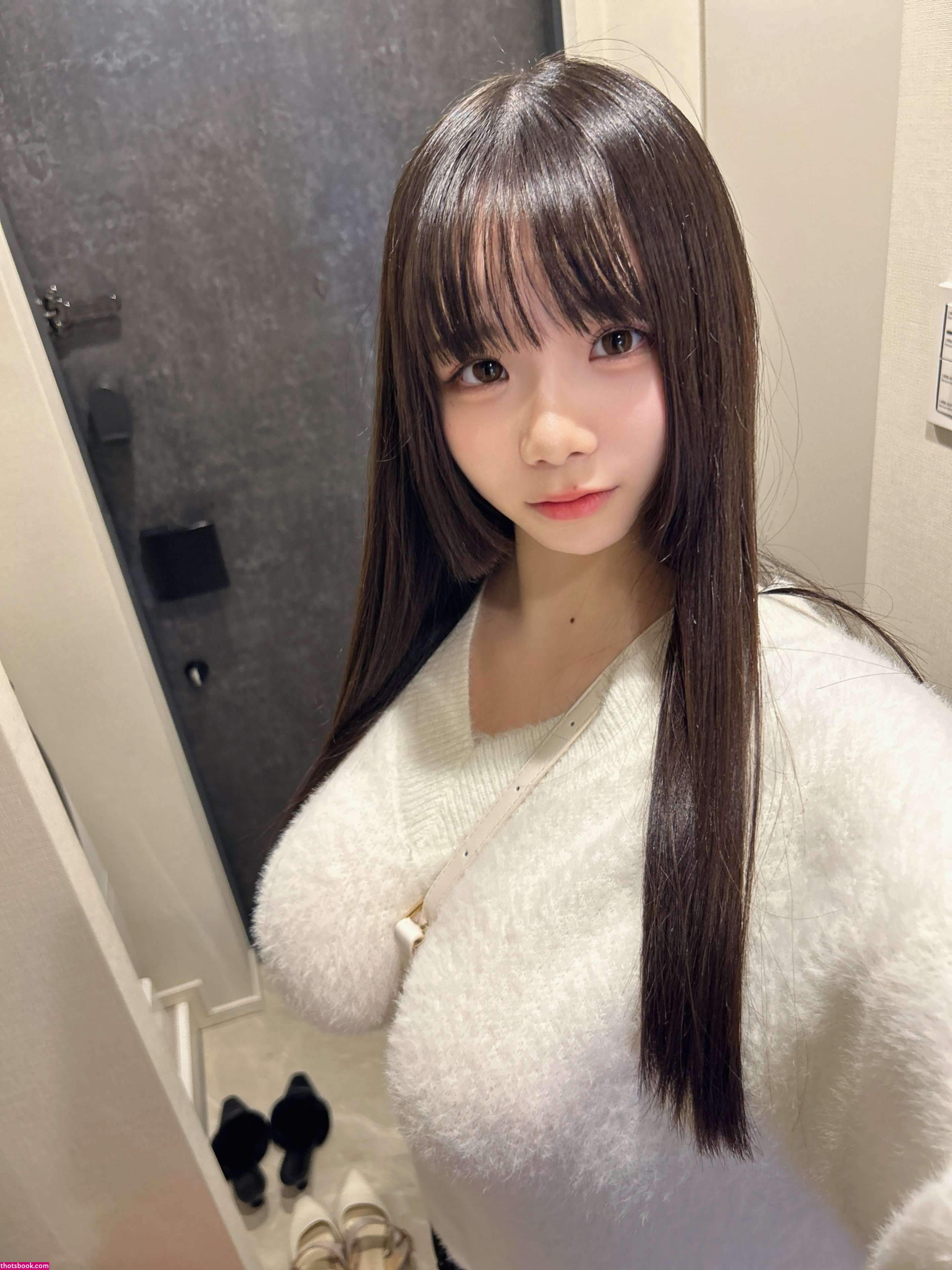 unomirei Photo #27