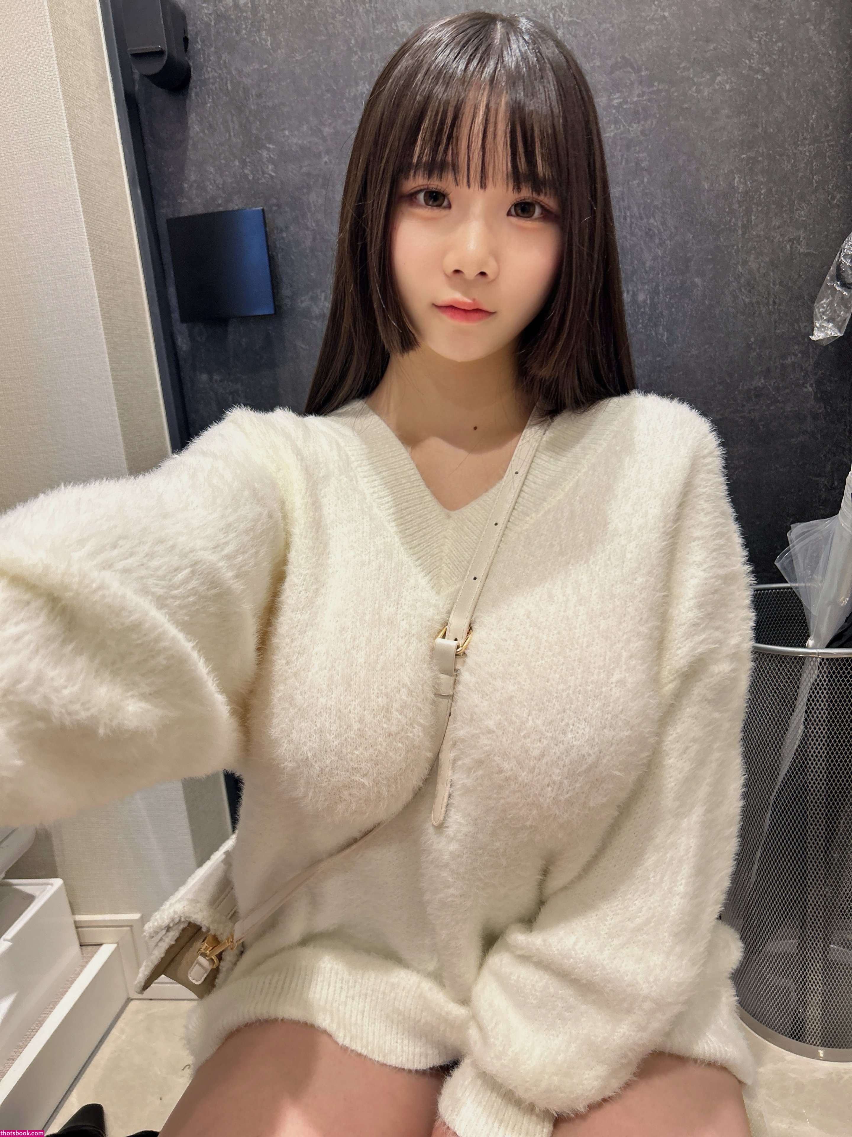 unomirei Photo #29