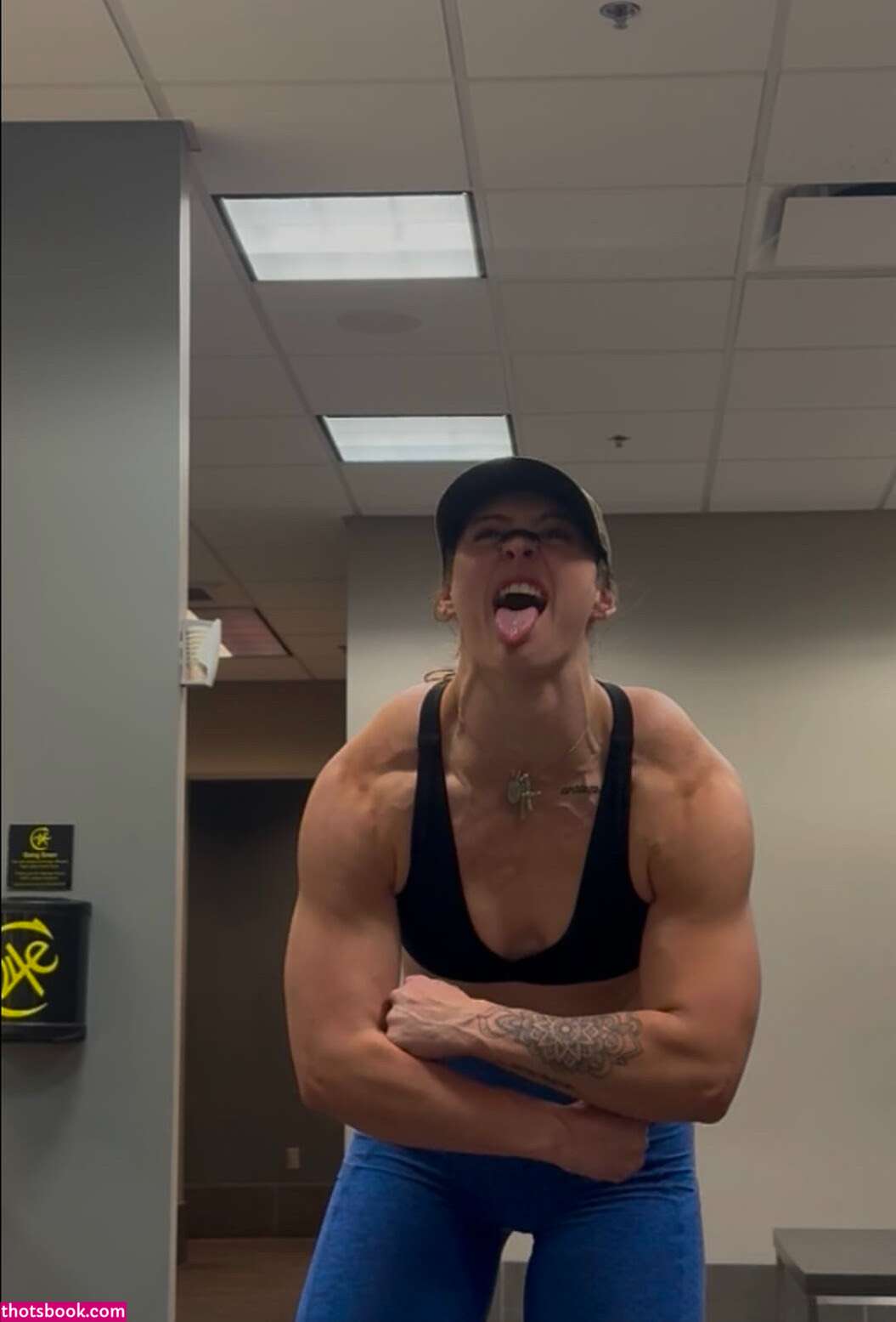 Annaherbert22 Photo #12