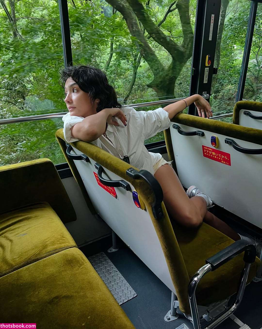 Aybuke Pusat Photo #20