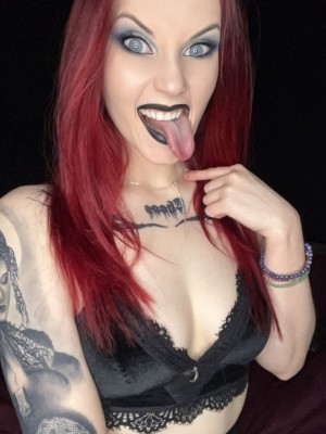 Carrie Cannie Photo #34