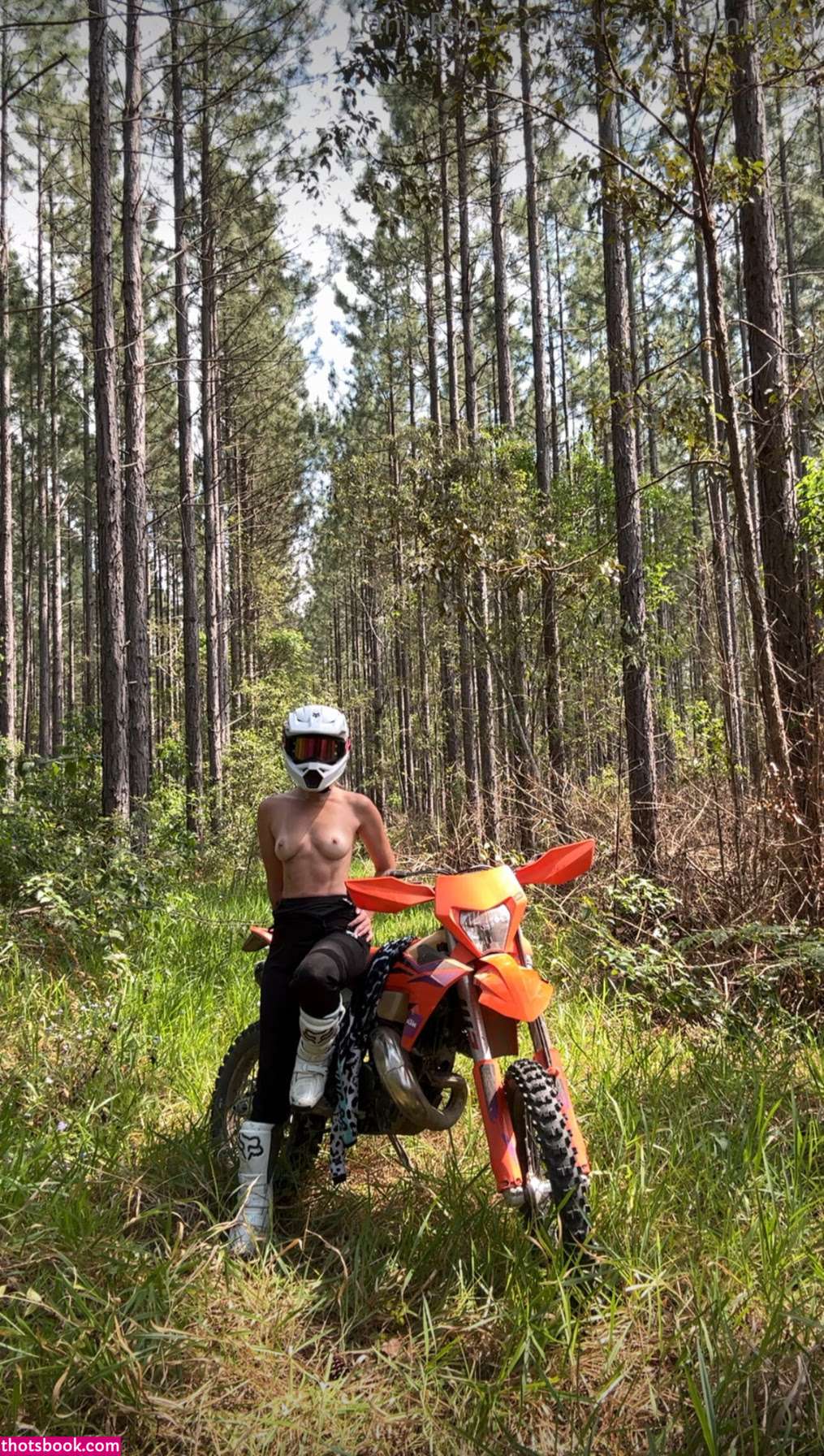 Alexia Summers Photo #22