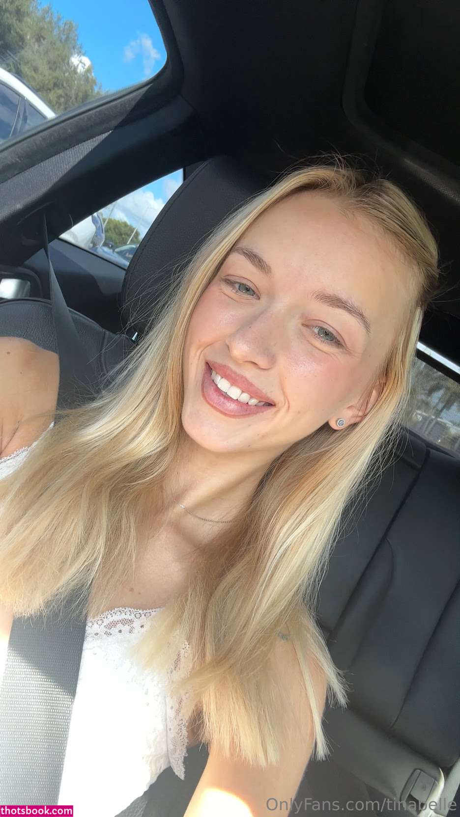 tinabellee Photo #22