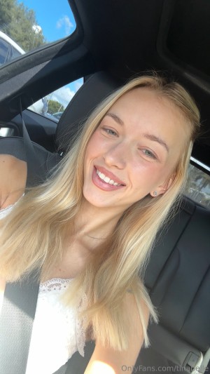 tinabellee Photo #22