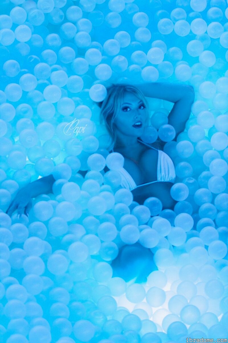 Griffin Maria Photo #3