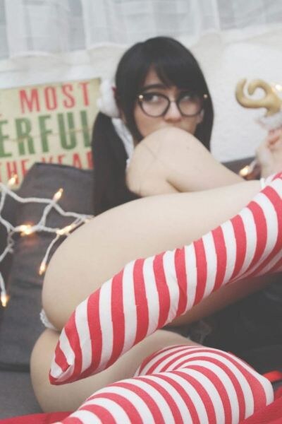 Hey Shika Christmas Nude Photos