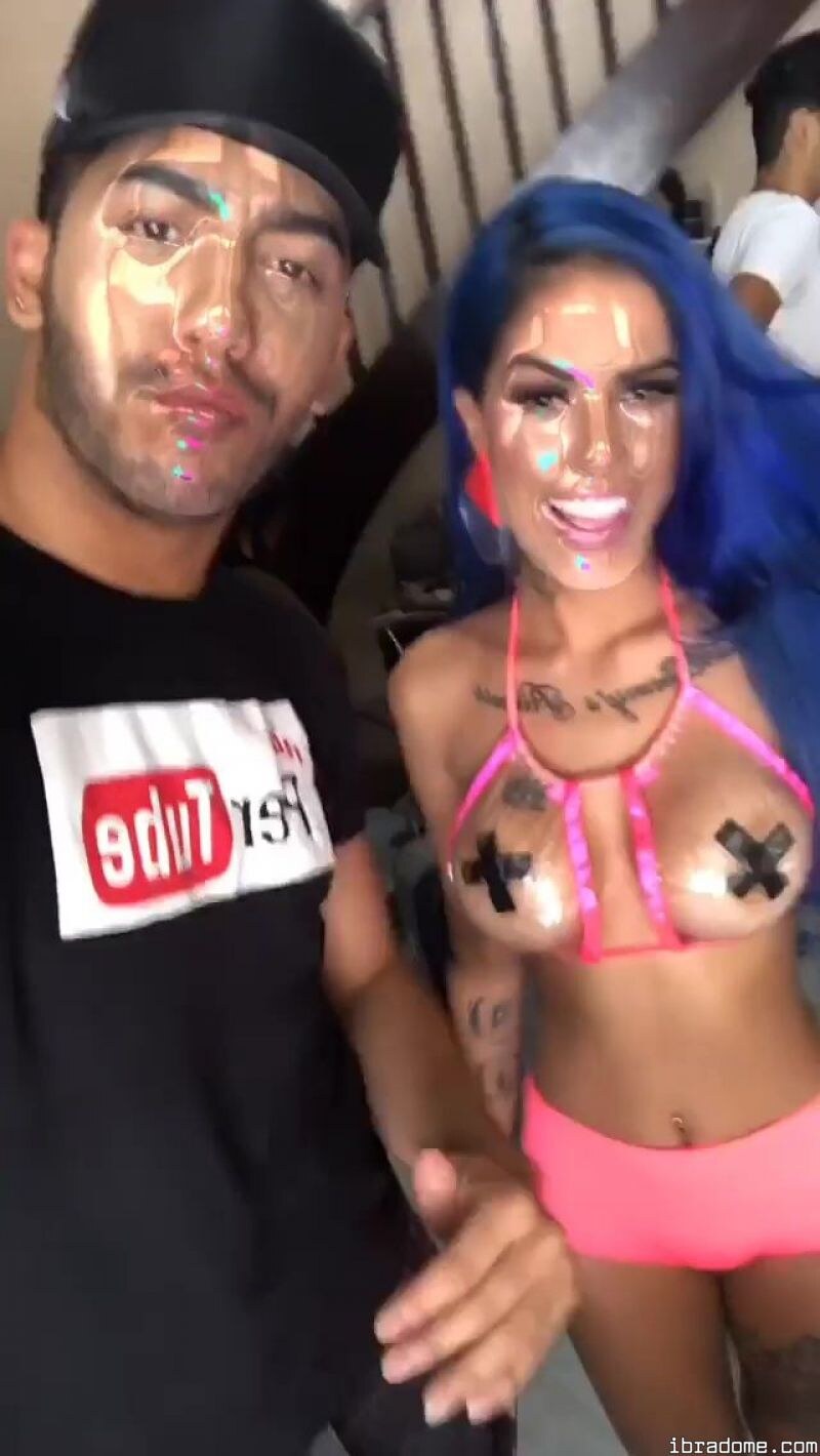 Tati Zaqui Photo #73