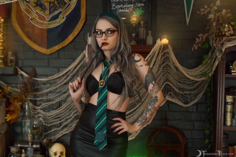 Genevieve Photo #145