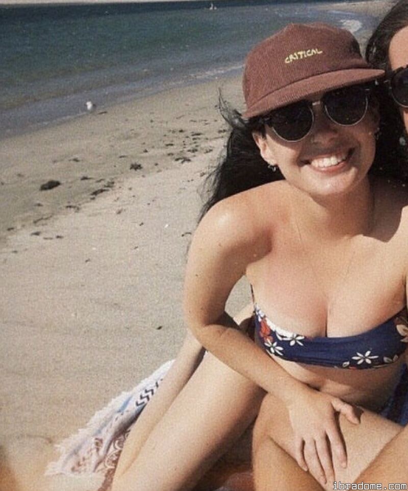 Miss Bella Photo #17