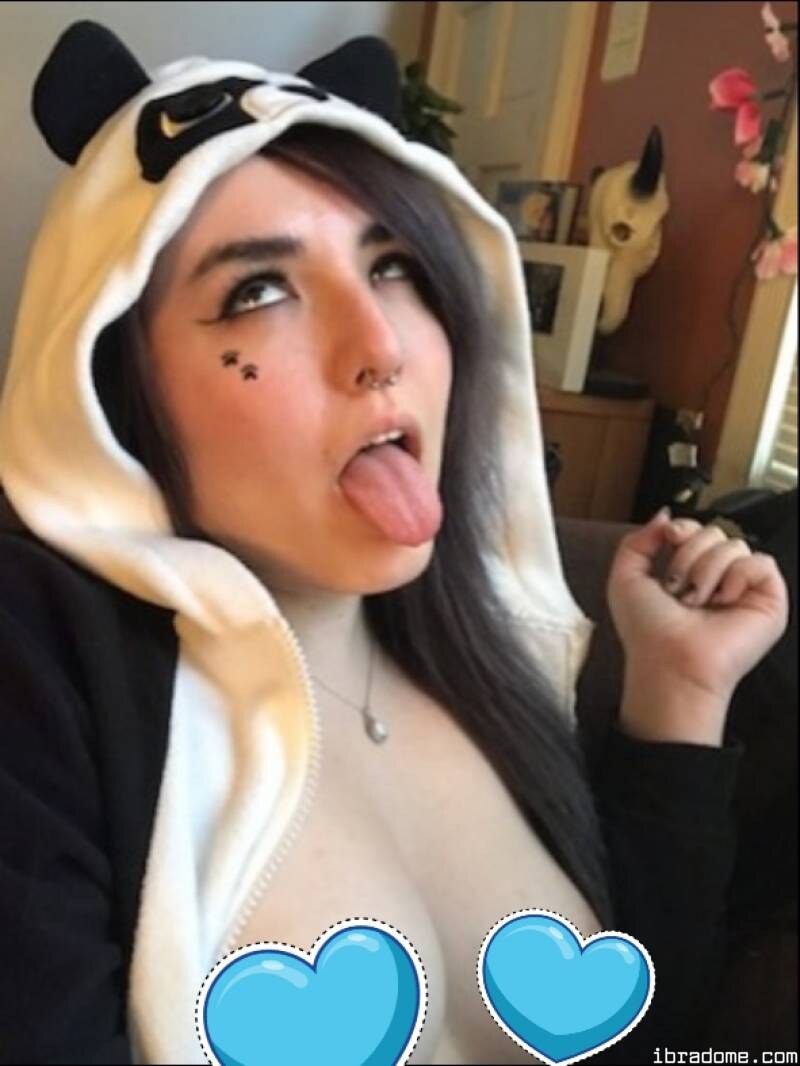 gummyghostgirl Photo #2