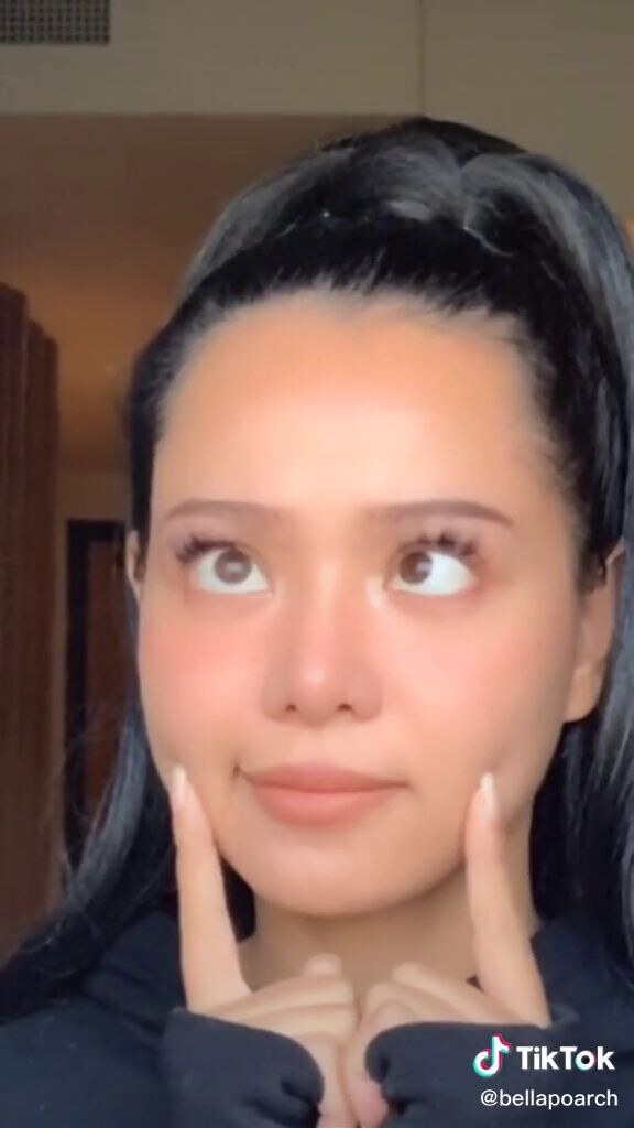 Bella Poarch Photo #24