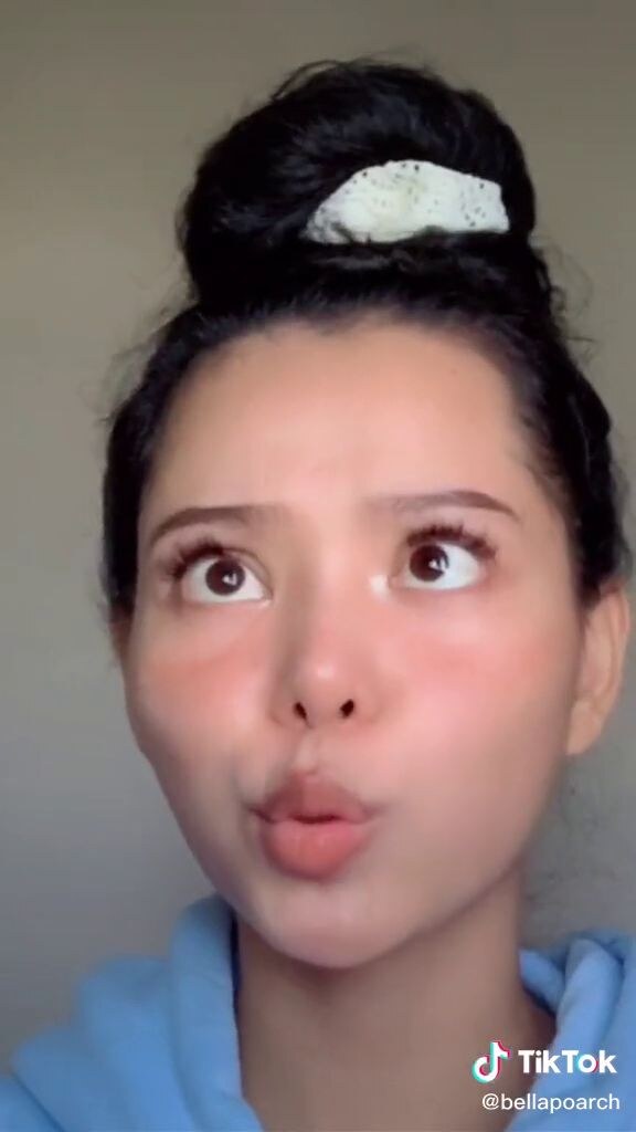 Bella Poarch Photo #25