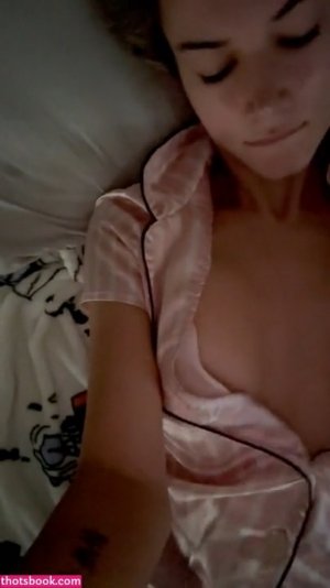 Sabrina Vaz Video #171