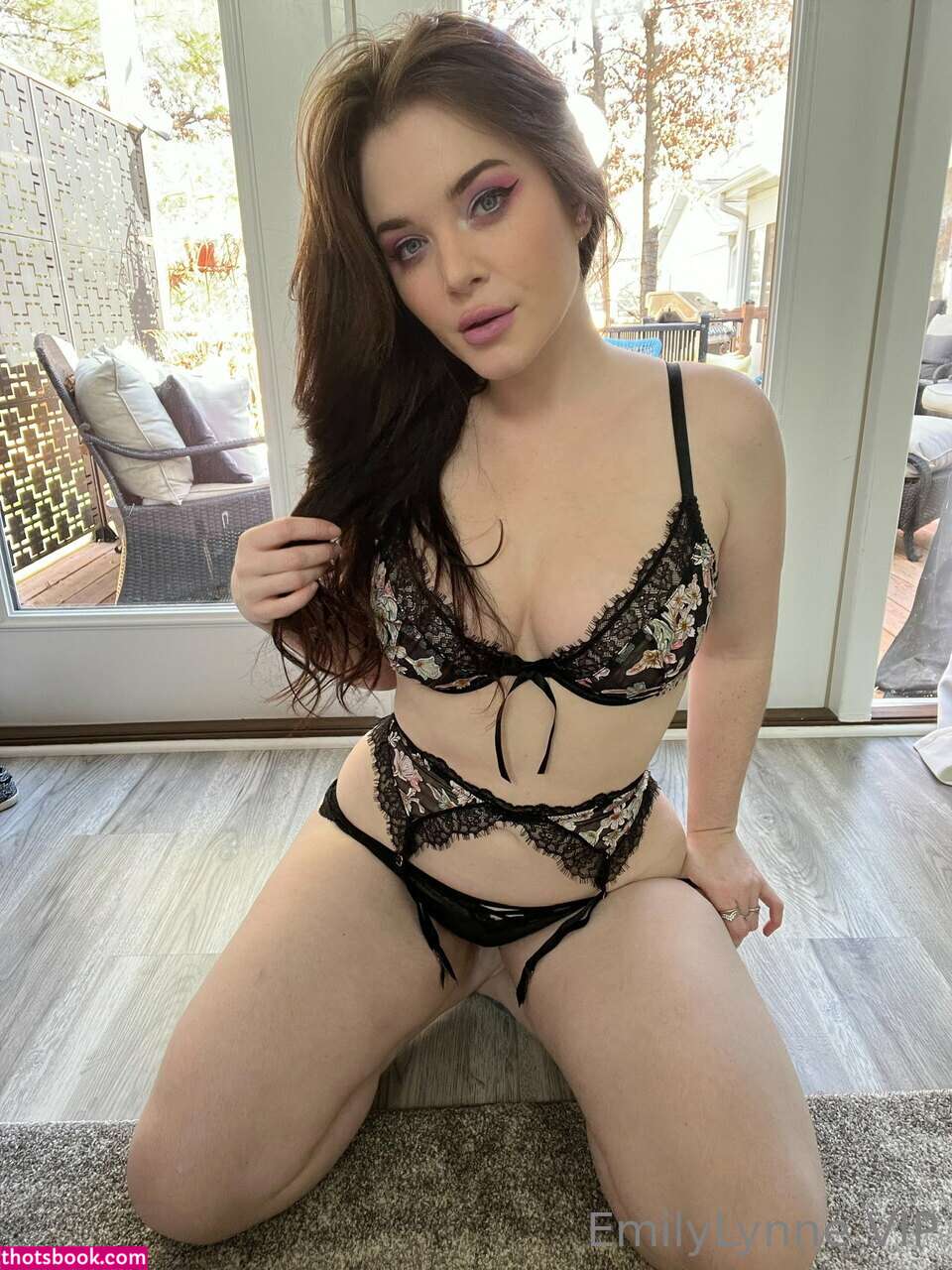 Emily Lynne Photo #96