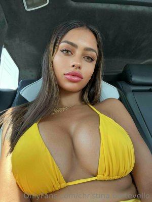 Christina Bertevello Photo #1