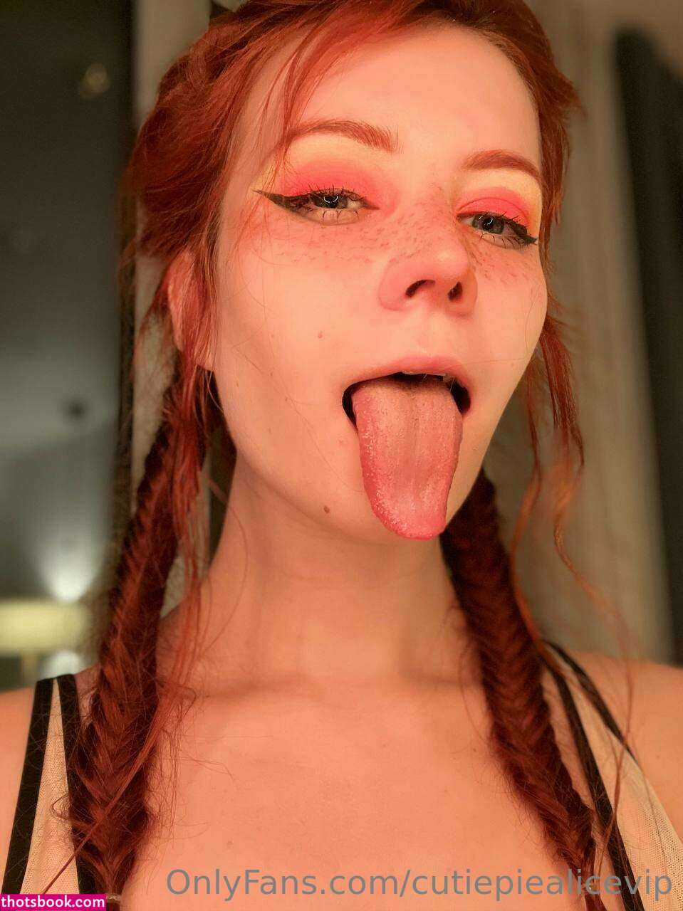 Cutie Alice Photo #2