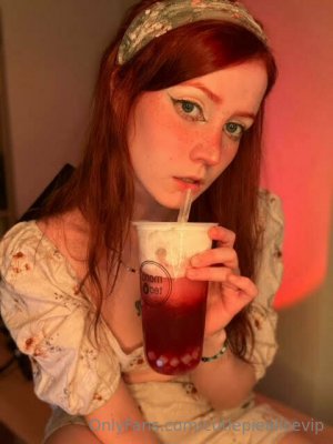 Cutie Alice Photo #6