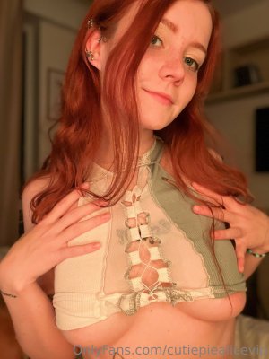 Cutie Alice Photo #17