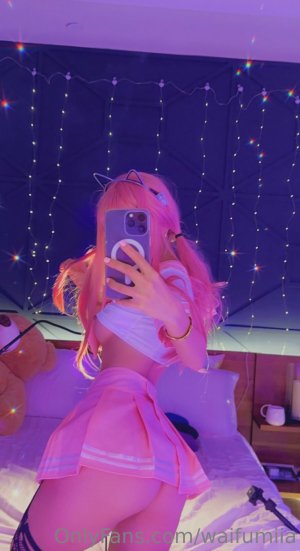 Izzybunnies Photo #16