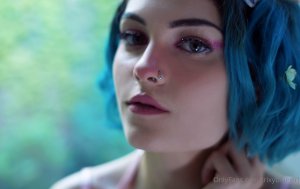 Trixy Blue Photo #26