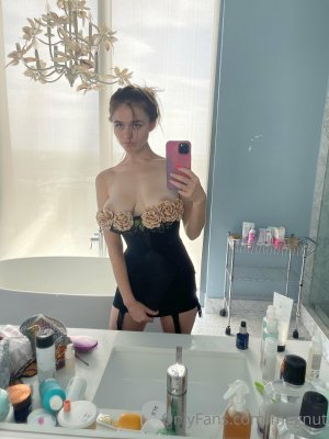 Megan Guthrie Photo #141