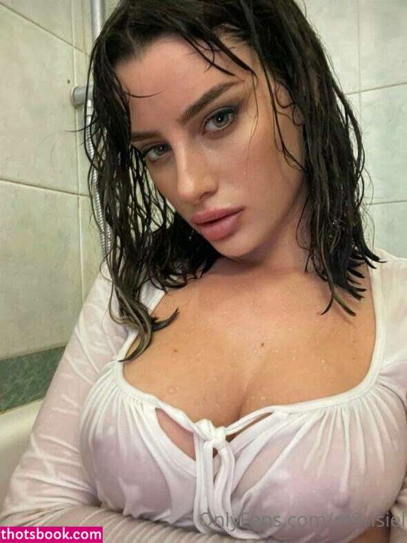 Merisiel Irum Photo #25