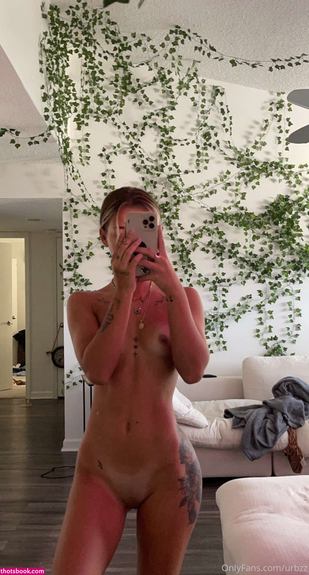 Isabella Urbzz Photo #41