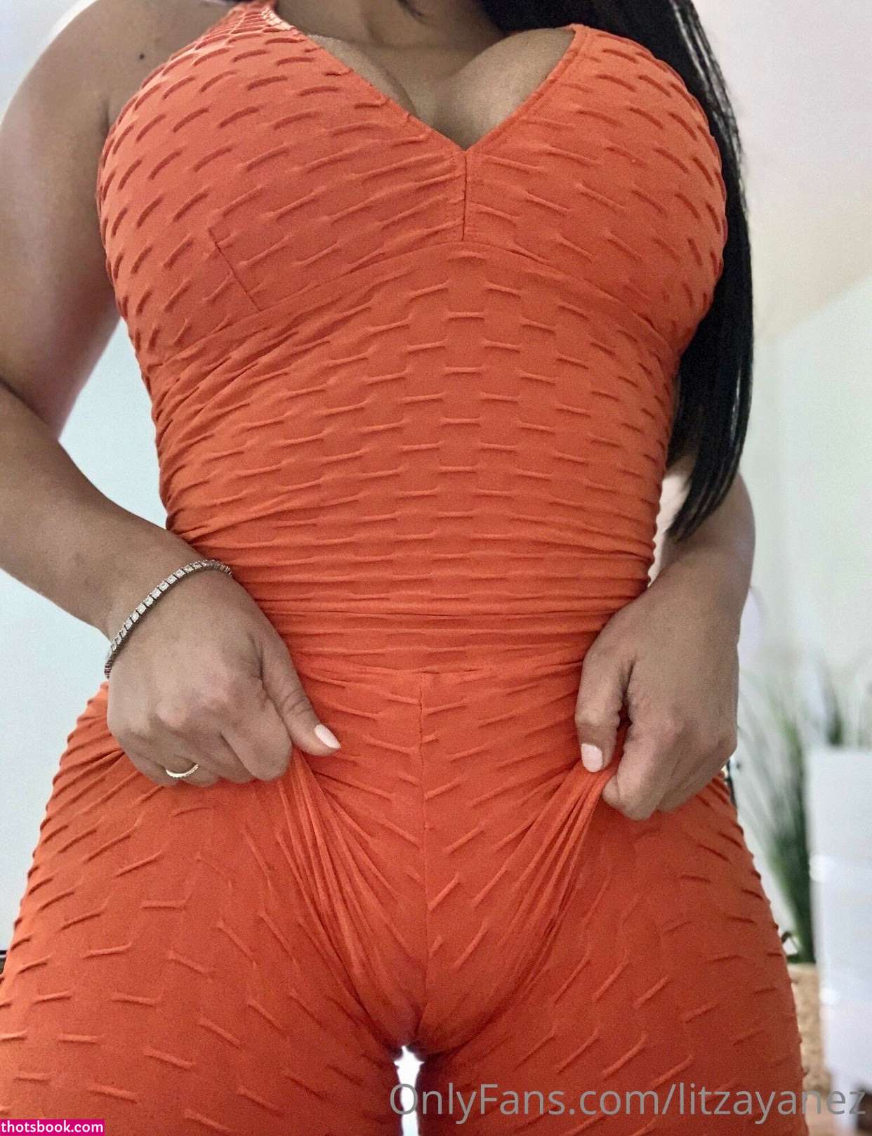 Litza Yanez Photo #35