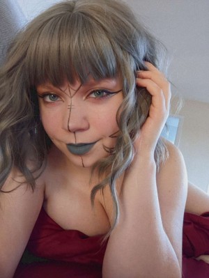 Naomiwastaken Post #13